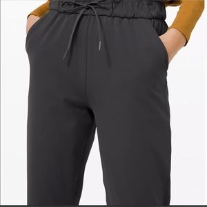Lululemon stretch high-rise 7/8 pants